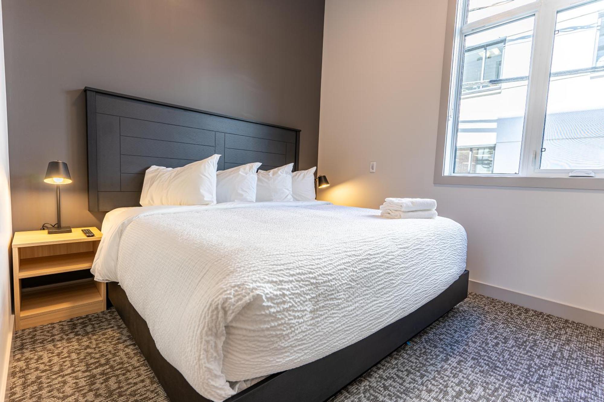 Basecamp Suites Revelstoke Chambre photo