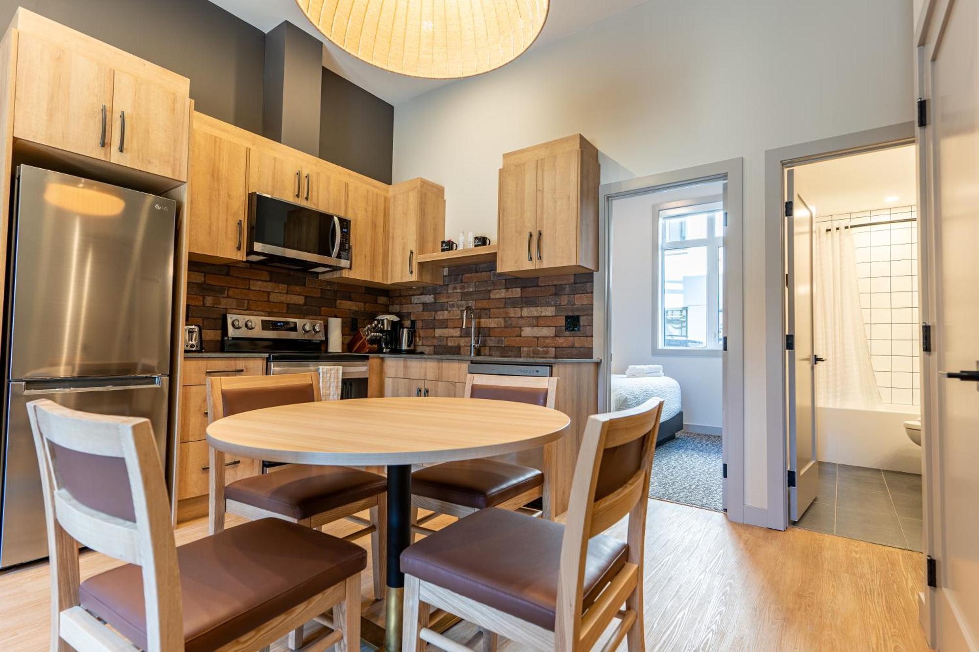 Basecamp Suites Revelstoke Chambre photo
