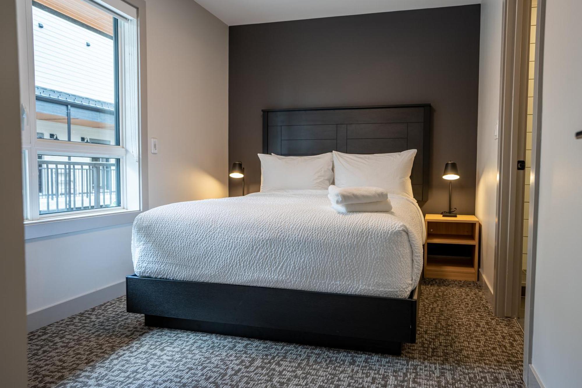 Basecamp Suites Revelstoke Chambre photo